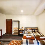Back To Bajo Hostel Labuan Bajo